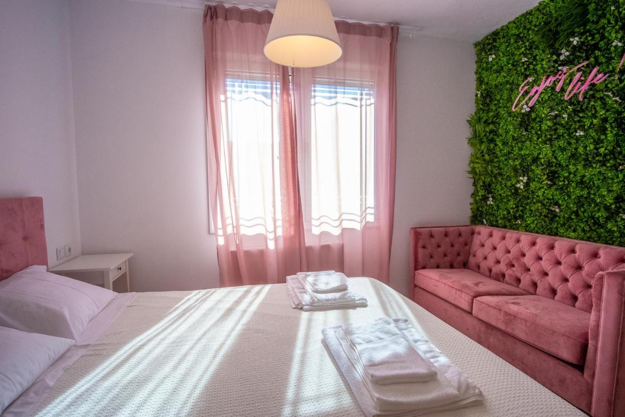 Remvi Guest House Pramanta Extérieur photo